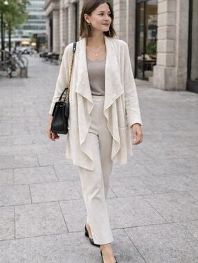 Soft Waffle Knit Draped Cardigan – Neutral Beige | Cozy Chic Layer